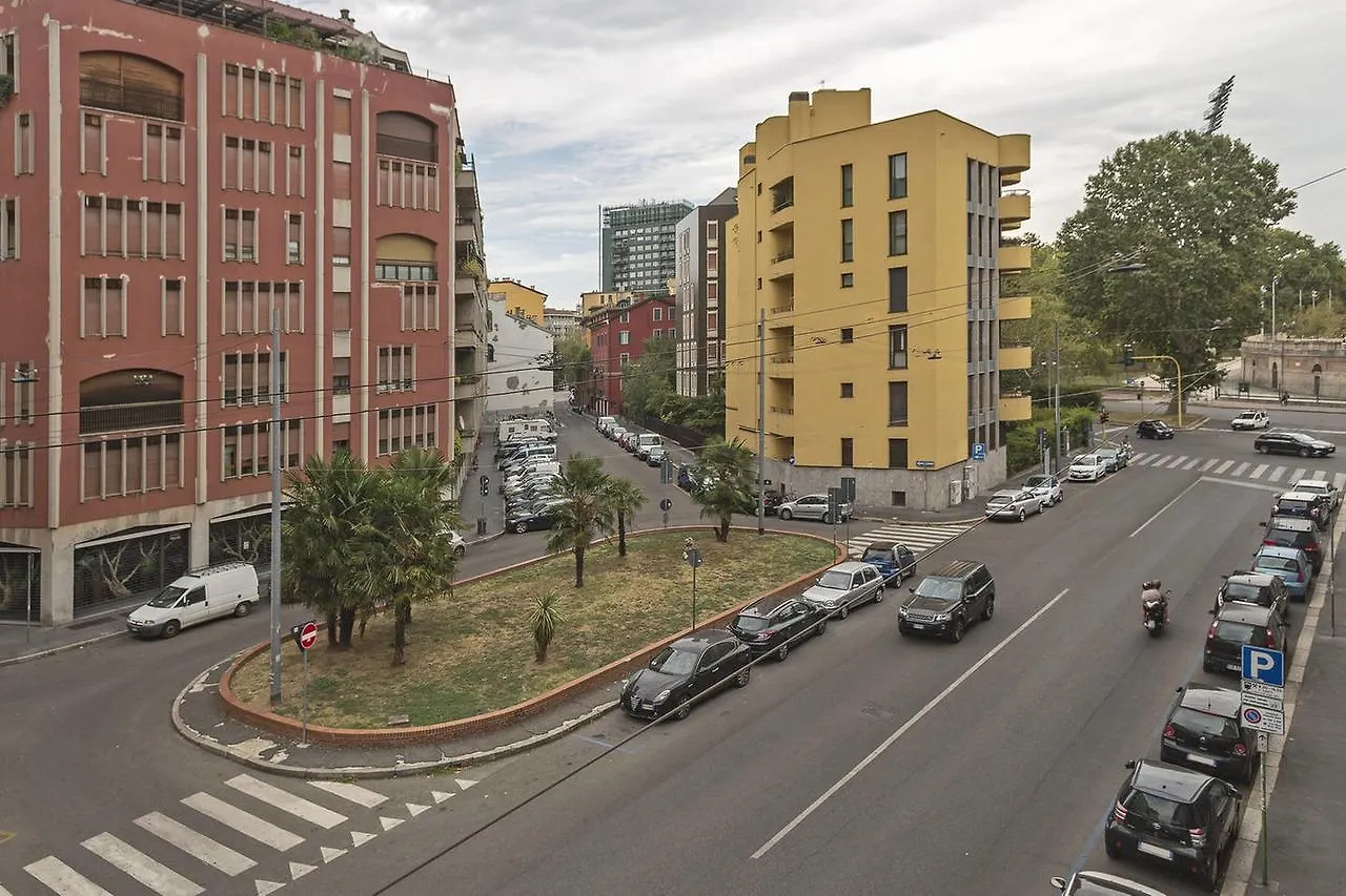Hintown Canonica Milán
